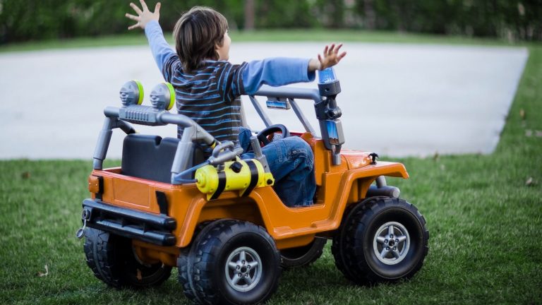 difference between 12v and 24v ride on toys